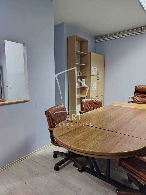 Slika 6 - Makenzijeva,  Lokal za izdavanje, 145m2, 2.000€