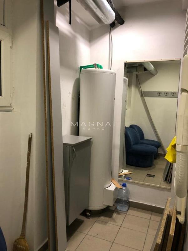 Slika 11 - Blagoja Parovića,  Lokal za izdavanje, 93m2, 1.000€