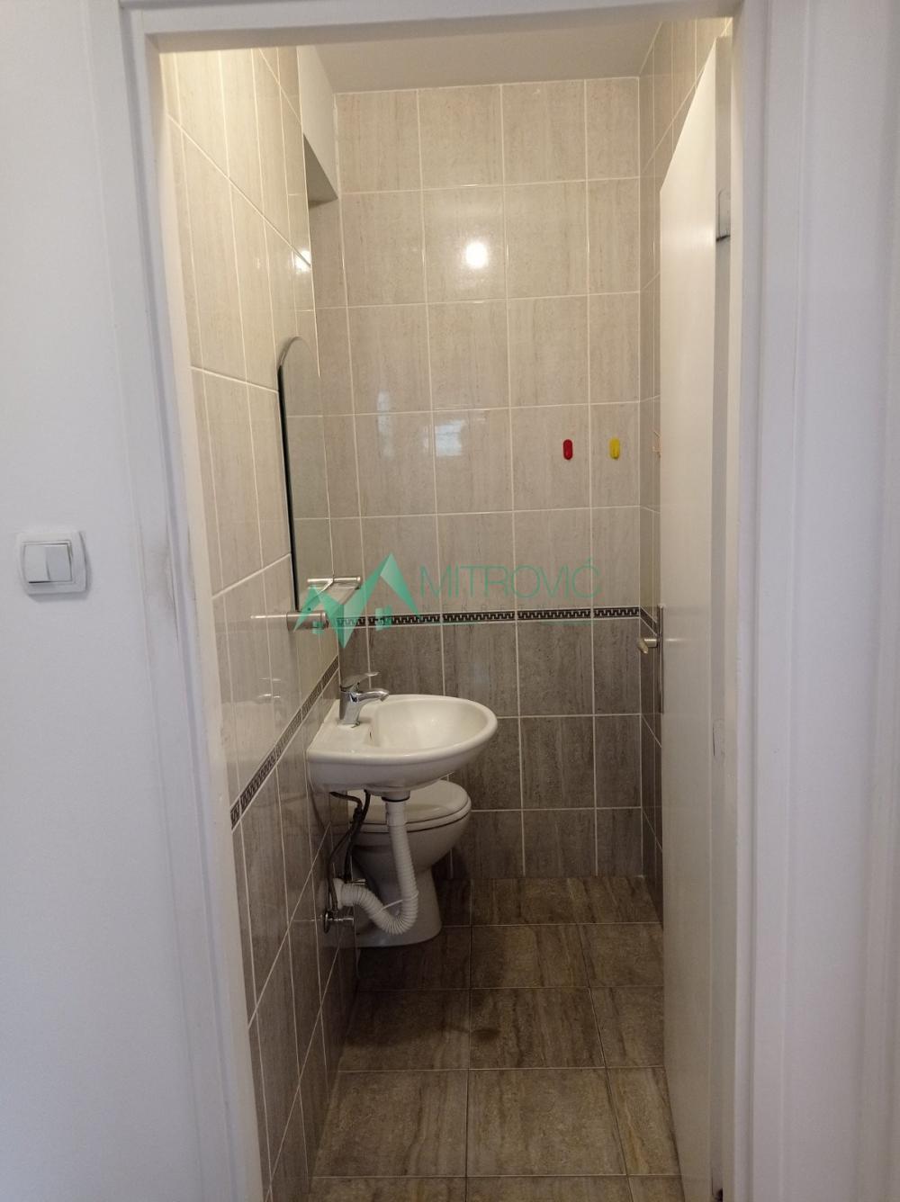 Slika 6 - Trosoban stan za izdavanje, 82m2, 800€