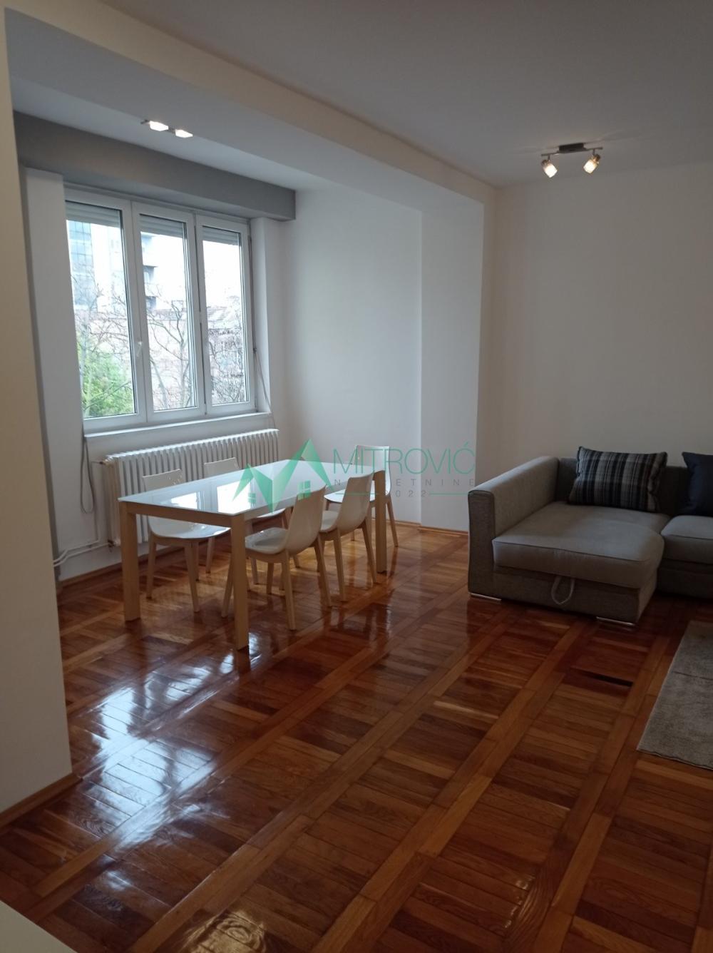 Slika 1 - Trosoban stan za izdavanje, 82m2, 800€