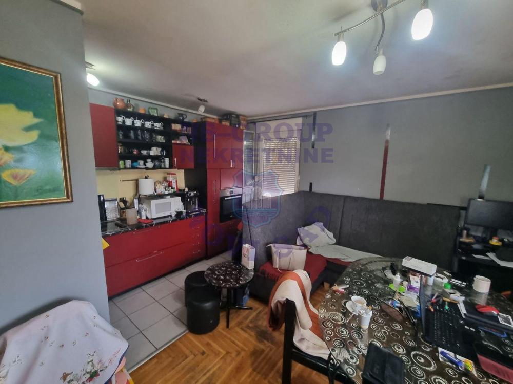 Glavna slika -Šestosoban stan na prodaju, 136m2, 266.150€