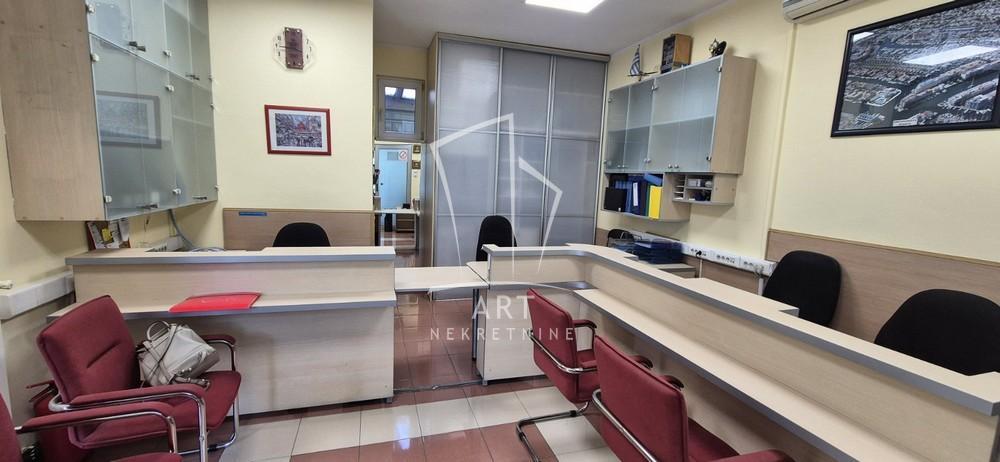 Glavna slika -Požeška,  Lokal za izdavanje, 25m2, 400€