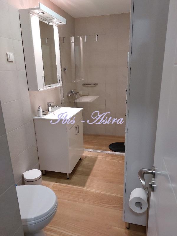 Slika 9 - Mike Alasa, Jednosoban stan za izdavanje, 40m2, 400€