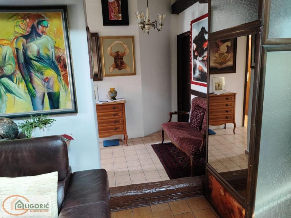 Slika 2 - Višegradska, Četvorosoban stan na prodaju, 95m2, 275.000€