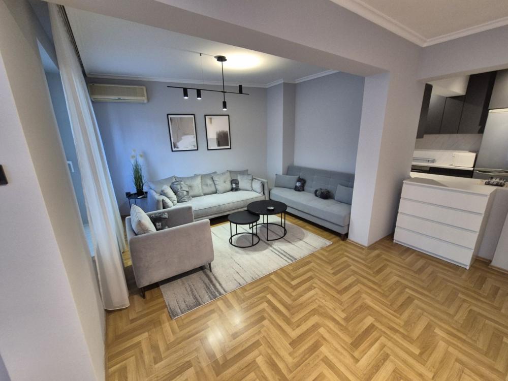 Slika 1 - Kneza Danila, Dvosoban stan za izdavanje, 65m2, 850€