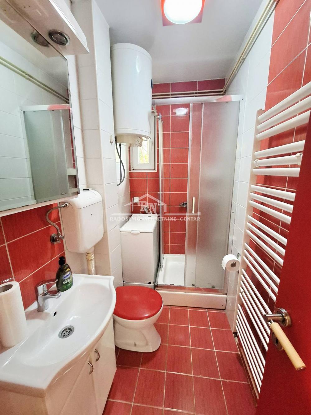 Slika 11 - Marijane Gregoran, Jednoiposoban stan za izdavanje, 40m2, 400€