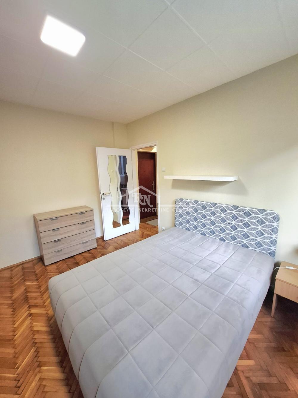 Slika 9 - Marijane Gregoran, Jednoiposoban stan za izdavanje, 40m2, 400€