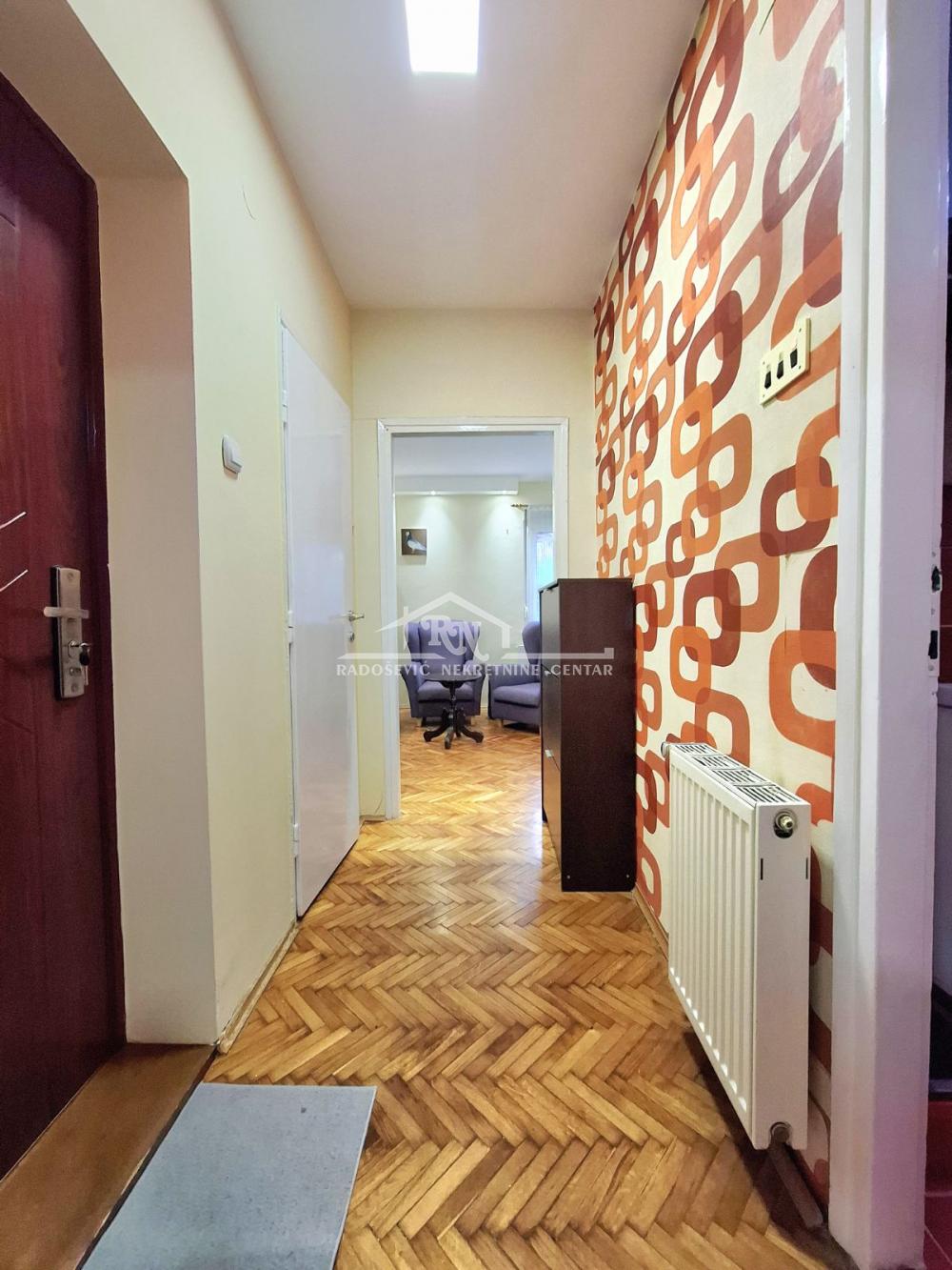 Slika 1 - Marijane Gregoran, Jednoiposoban stan za izdavanje, 40m2, 400€