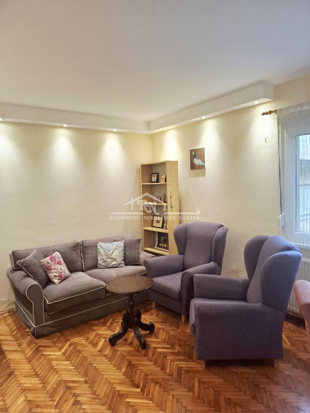 Slika 5 - Marijane Gregoran, Jednoiposoban stan za izdavanje, 40m2, 400€