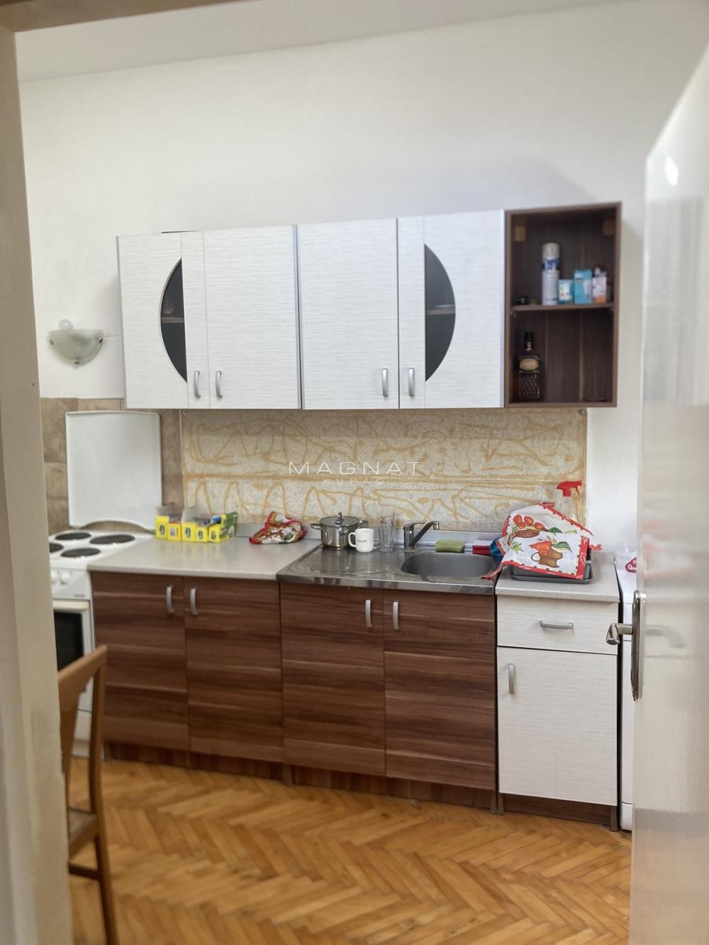 Slika 2 - Hanibala Lucića, Petosoban stan na prodaju, 104m2, 149.000€