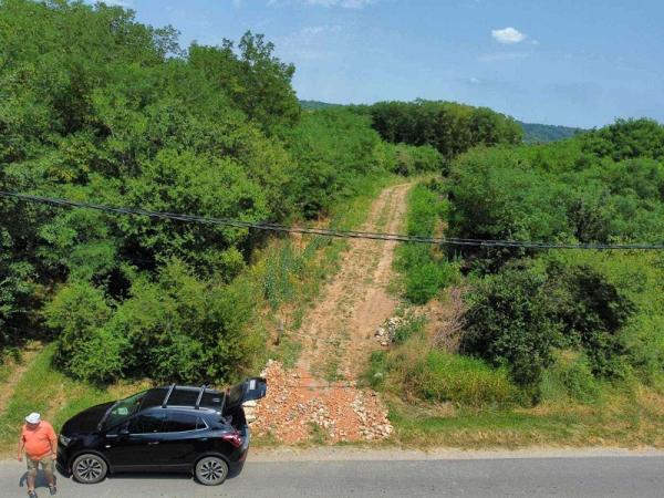 Slika 3 -  Plac na prodaju, Stojnik, 45.900€