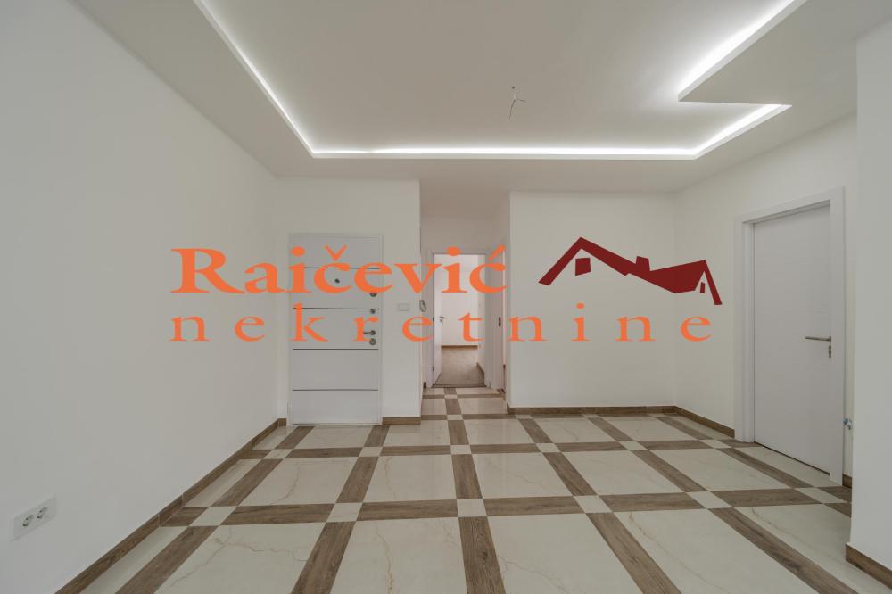 Slika 8 - Mise Vujica, Trosoban stan na prodaju, 83m2, 237.500€