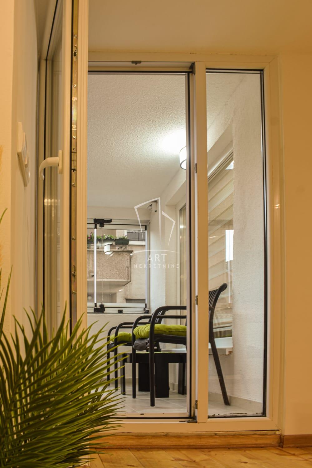 Slika 11 - Južni Bulevar, Dvoiposoban stan za izdavanje, 73m2, 900€