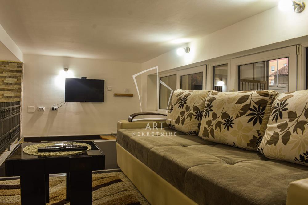 Slika 5 - Južni Bulevar, Dvoiposoban stan za izdavanje, 73m2, 900€