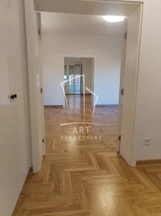 Slika 1 - Braće Jugovića, Petosoban stan za izdavanje, 100m2, 1.800€