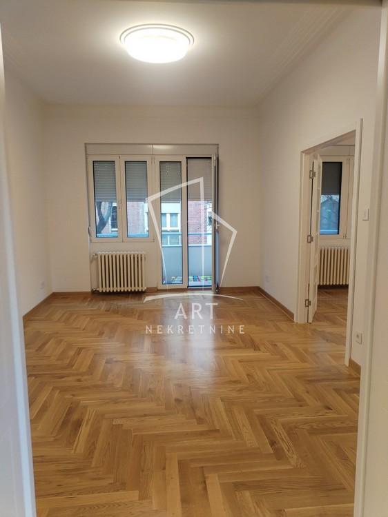 Slika 4 - Braće Jugovića, Petosoban stan za izdavanje, 100m2, 1.800€