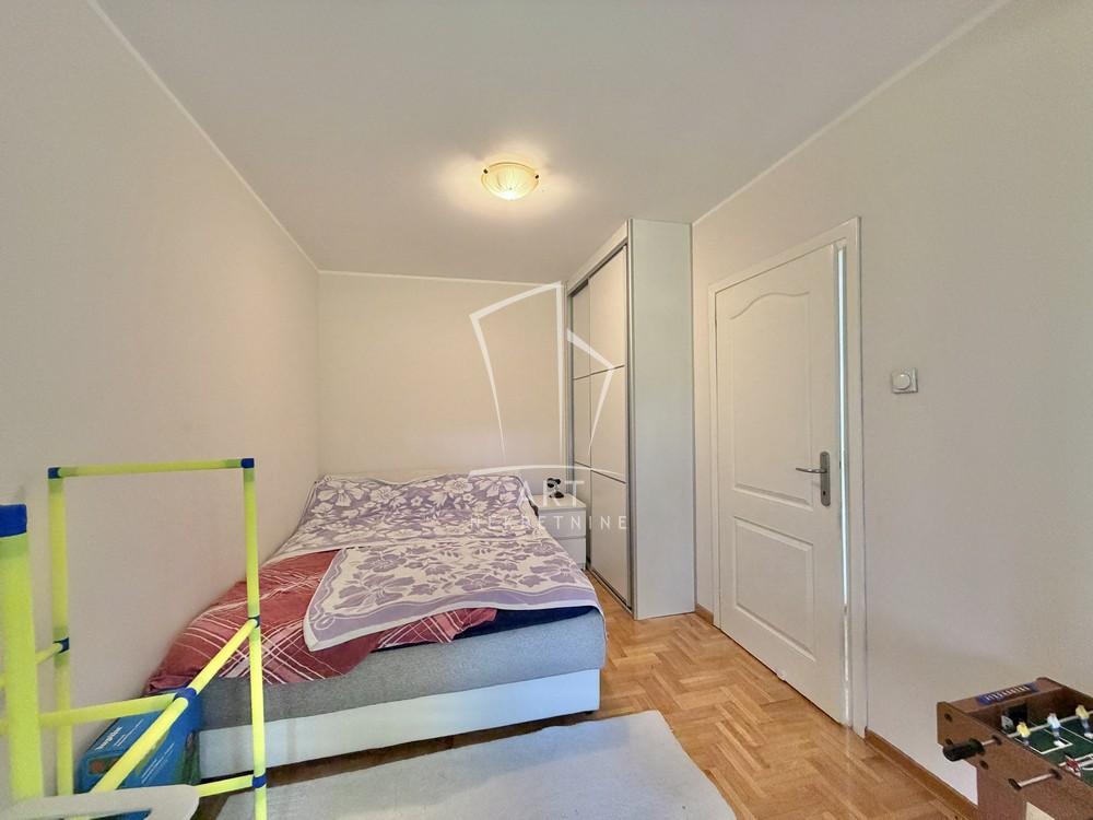 Slika 6 - Sretena Mladenovića Mike, Četvorosoban stan na prodaju, 61m2, 195.000€