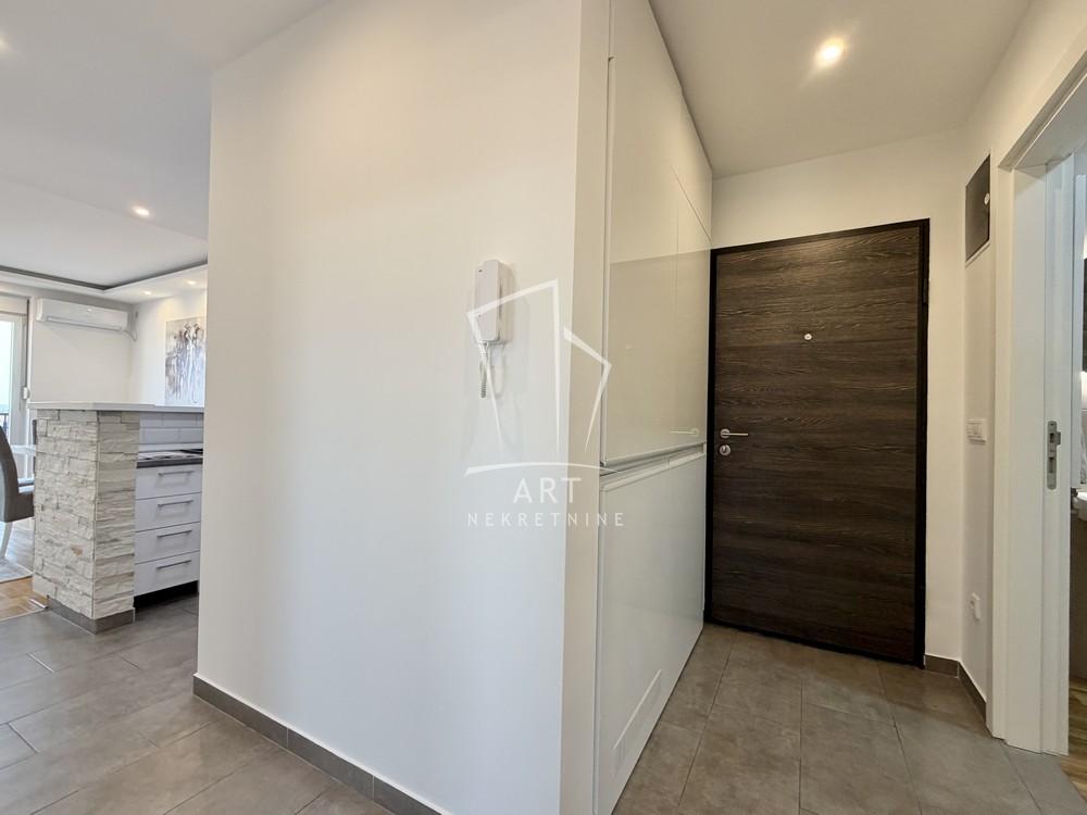 Slika 7 - Niška, Trosoban stan na prodaju, 56m2, 178.000€