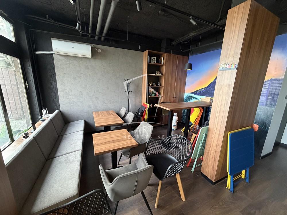 Slika 6 - Dunavski kej,  Lokal za izdavanje, 48m2, 1.000€