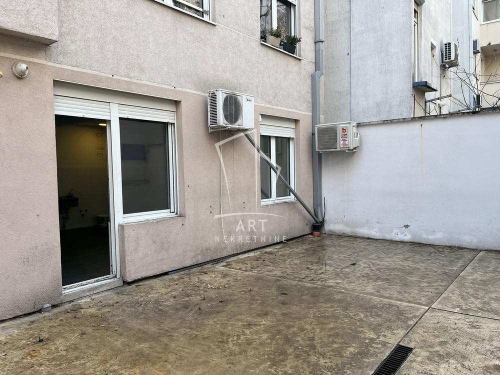 Slika 9 - Marka Oreškovića,  Lokal za izdavanje, 146m2, 2.200€