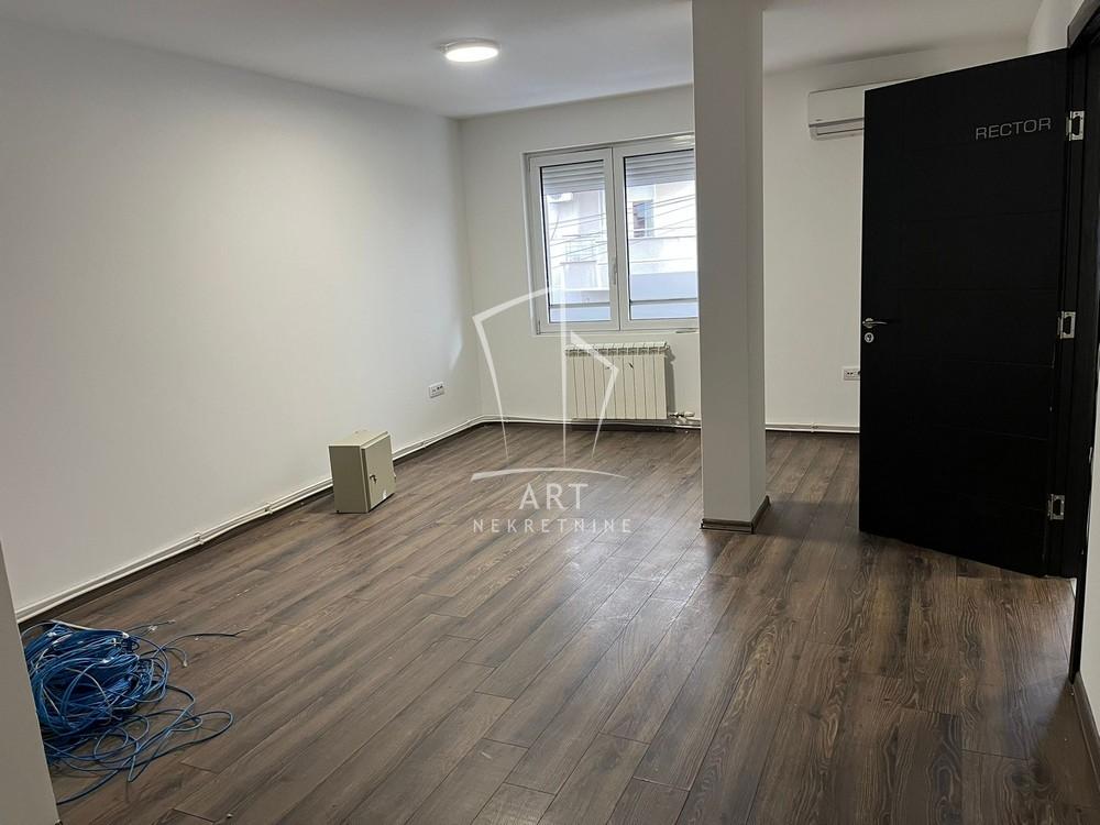 Slika 7 - Marka Oreškovića,  Lokal za izdavanje, 146m2, 2.200€