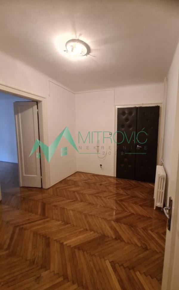 Slika 2 - Jednoiposoban stan za izdavanje, 70m2, 500€