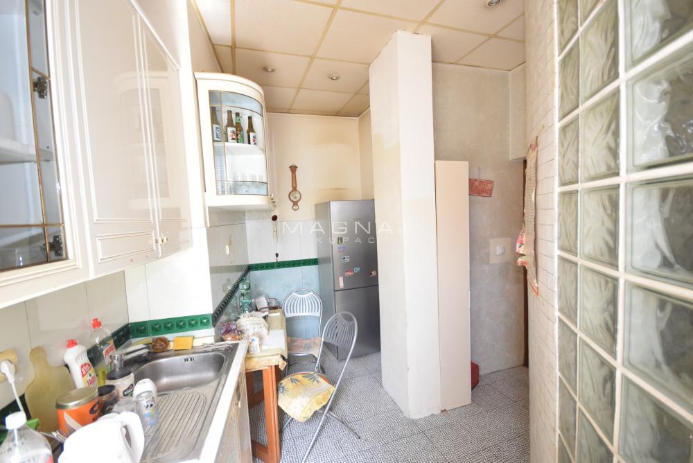 Slika 9 - Krunska, Trosoban stan na prodaju, 74m2, 399.000€