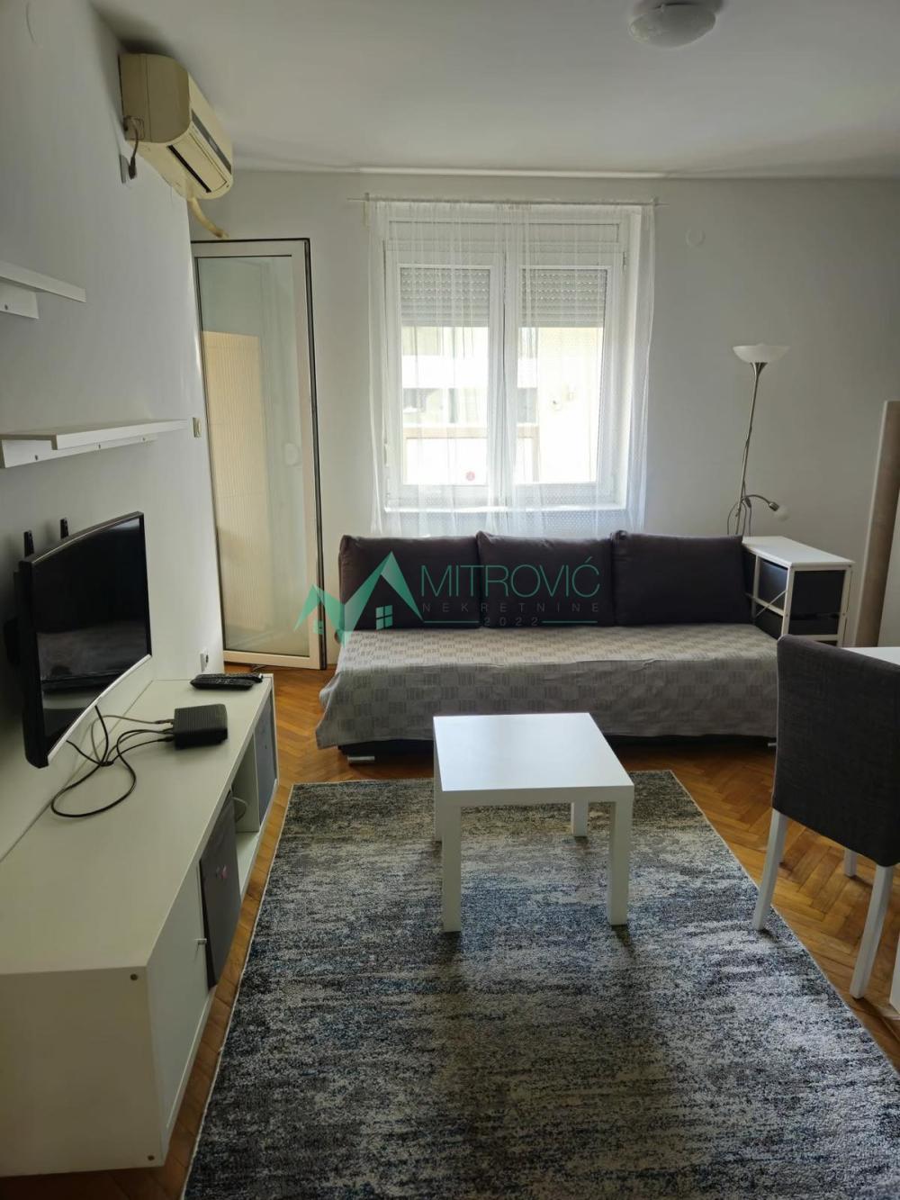 Glavna slika -Jednoiposoban stan za izdavanje, 30m2, 370€