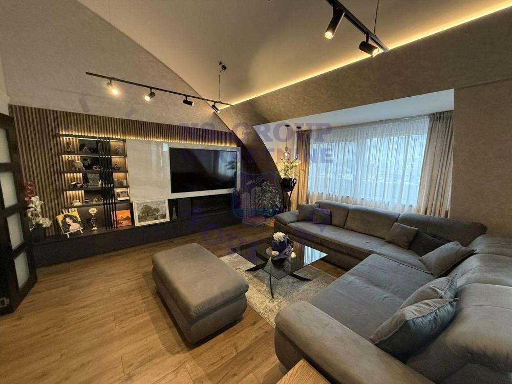 Slika 1 - Četvorosoban stan na prodaju, 167m2, 1.418.310€