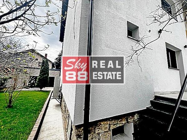 Slika 2 -  Kuća na prodaju, 233m2, 450.000€