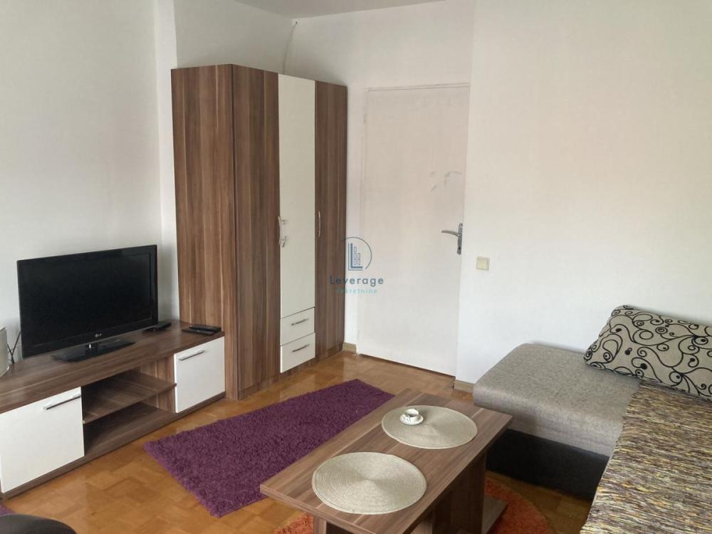 Slika 2 - Ace Joksimovića, Jednoiposoban stan za izdavanje, 36m2, 400€