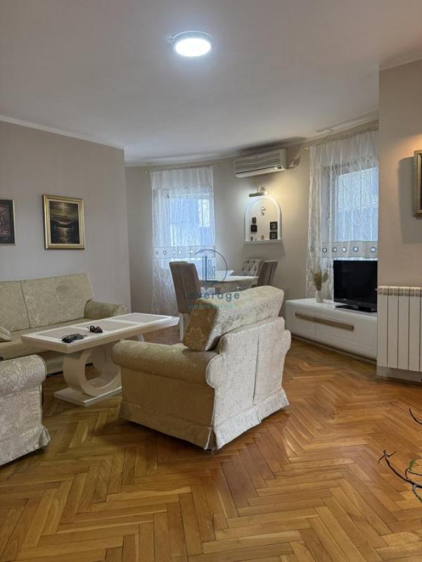 Slika 1 - Svetog Nikole, Trosoban stan za izdavanje, 72m2, 600€