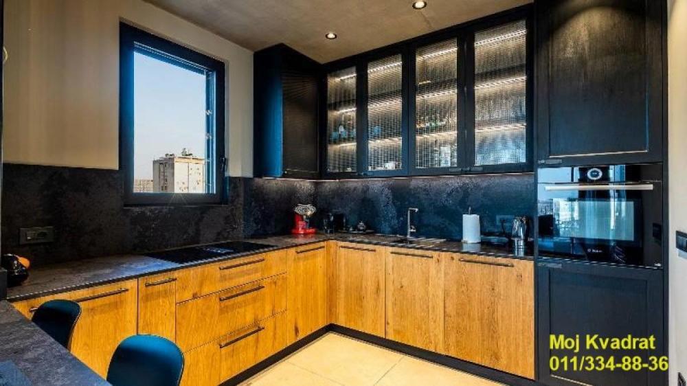 Slika 4 - Trosoban stan za izdavanje, 193m2, 5.000€