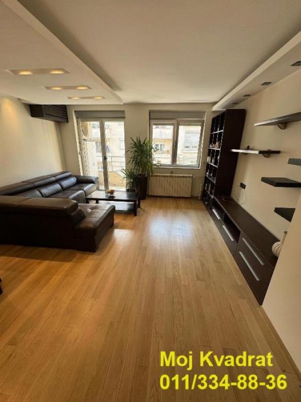 Slika 2 - Četvorosoban stan na prodaju, 102m2, 450.000€