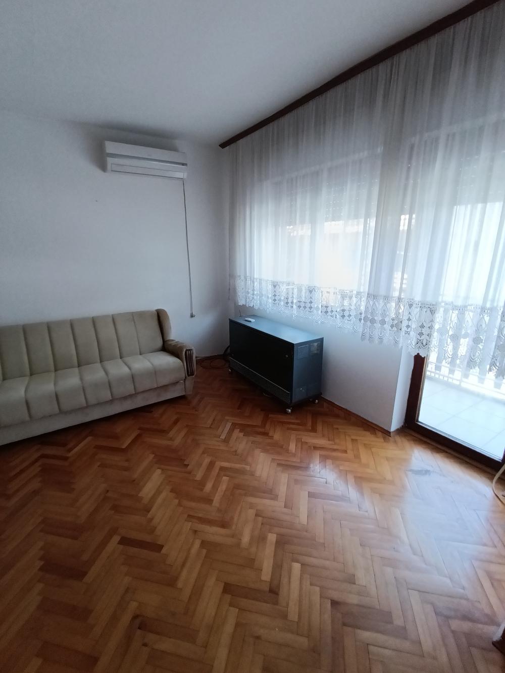 Slika 7 - Trosoban stan za izdavanje, 100m2, 350€