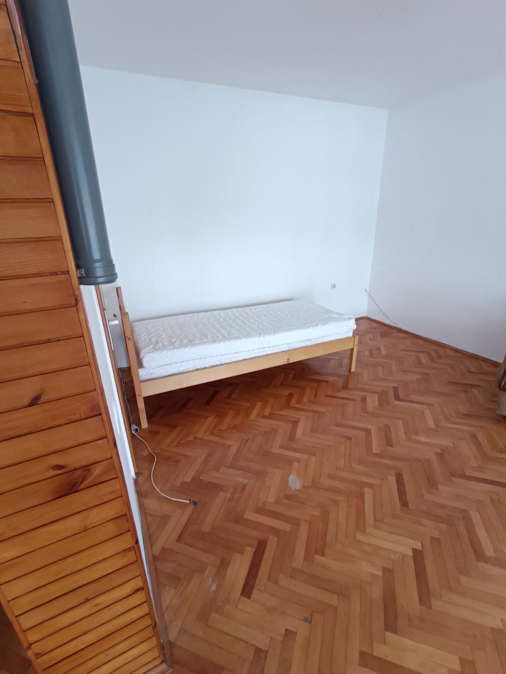 Slika 5 - Trosoban stan za izdavanje, 100m2, 350€