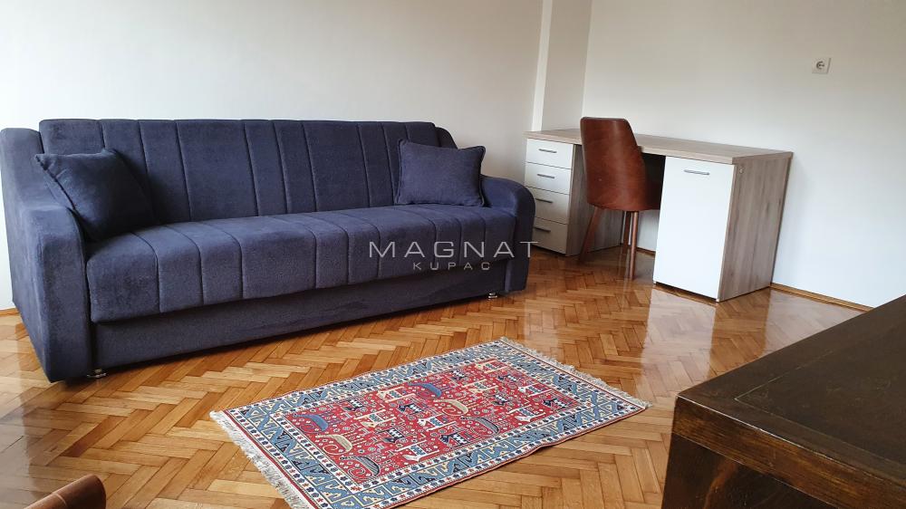 Slika 1 - Sarajevska, Jednoiposoban stan za izdavanje, 34m2, 450€