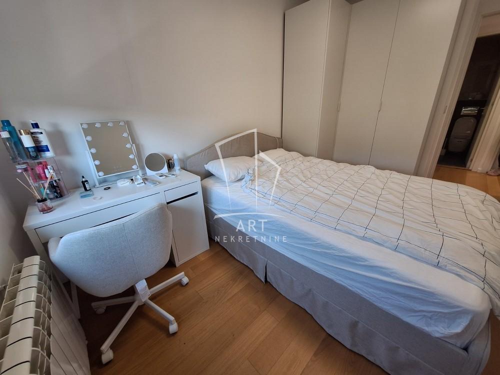 Slika 11 - Cara Dušana, Dvoiposoban stan za izdavanje, 68m2, 790€