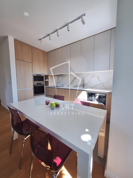 Slika 7 - Cara Dušana, Dvoiposoban stan za izdavanje, 68m2, 790€