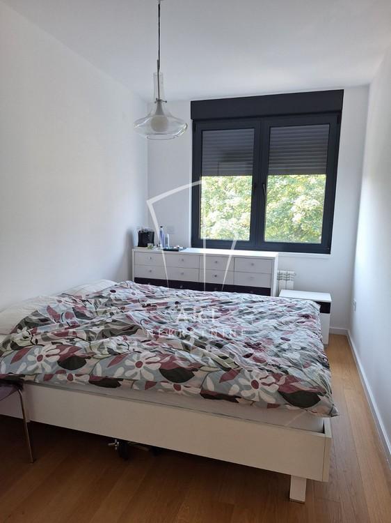 Slika 8 - Cara Dušana, Dvoiposoban stan za izdavanje, 68m2, 790€