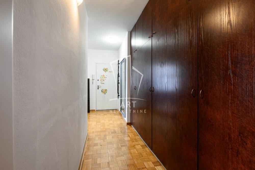 Slika 9 - Bačka, Dvosoban stan na prodaju, 58m2, 185.000€