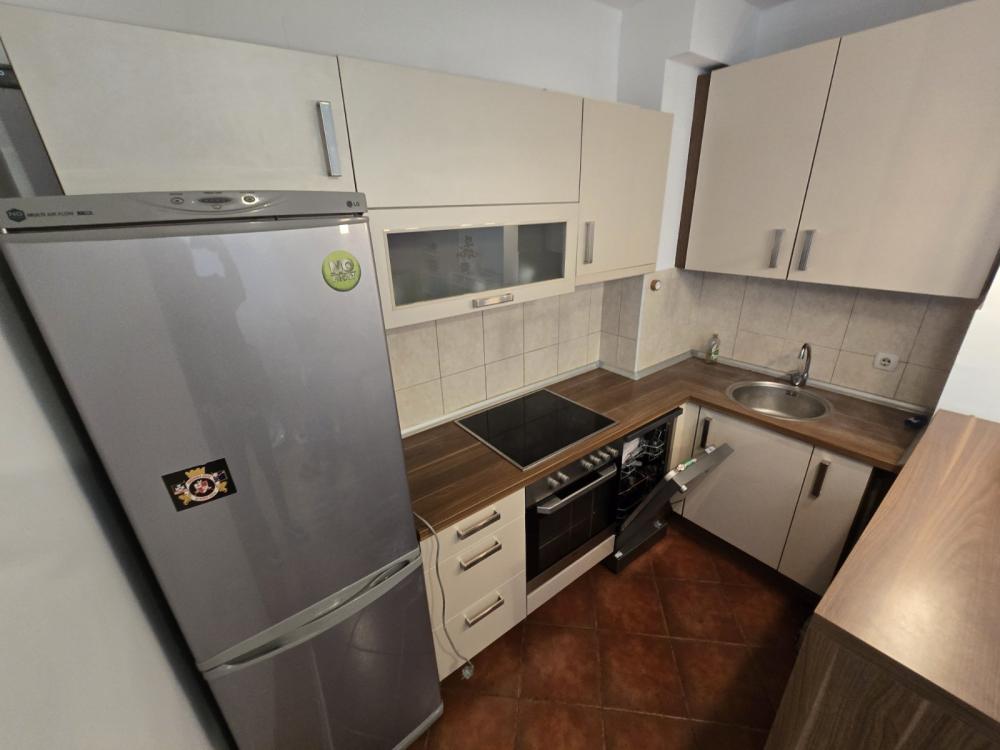 Slika 4 - Đakovačka, Trosoban stan za izdavanje, 57m2, 650€