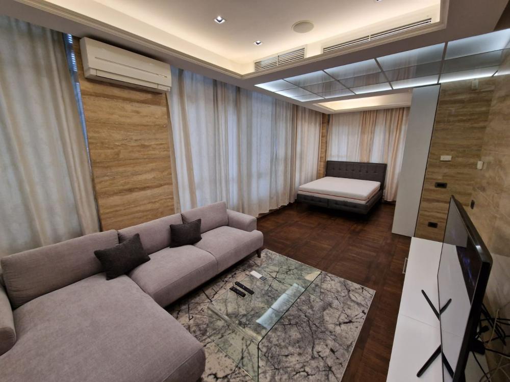 Slika 1 - Velisava Vulovića, Dvosoban stan za izdavanje, 48m2, 1.000€