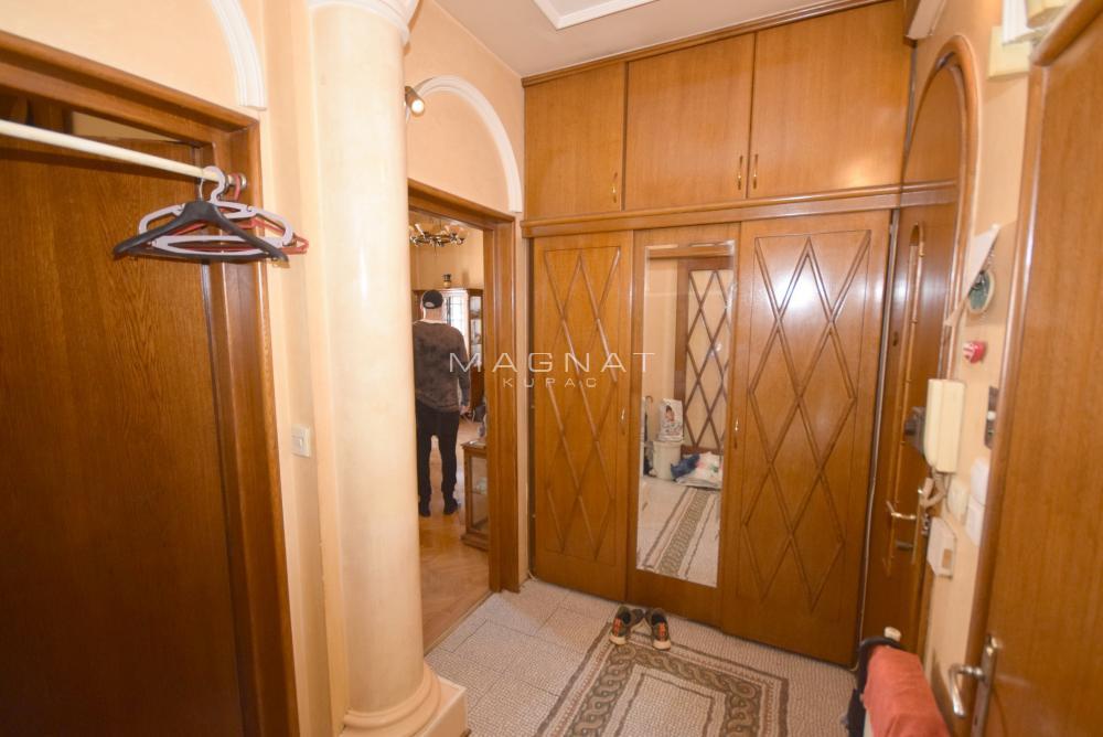 Slika 4 - Krunska, Trosoban stan na prodaju, 74m2, 399.000€