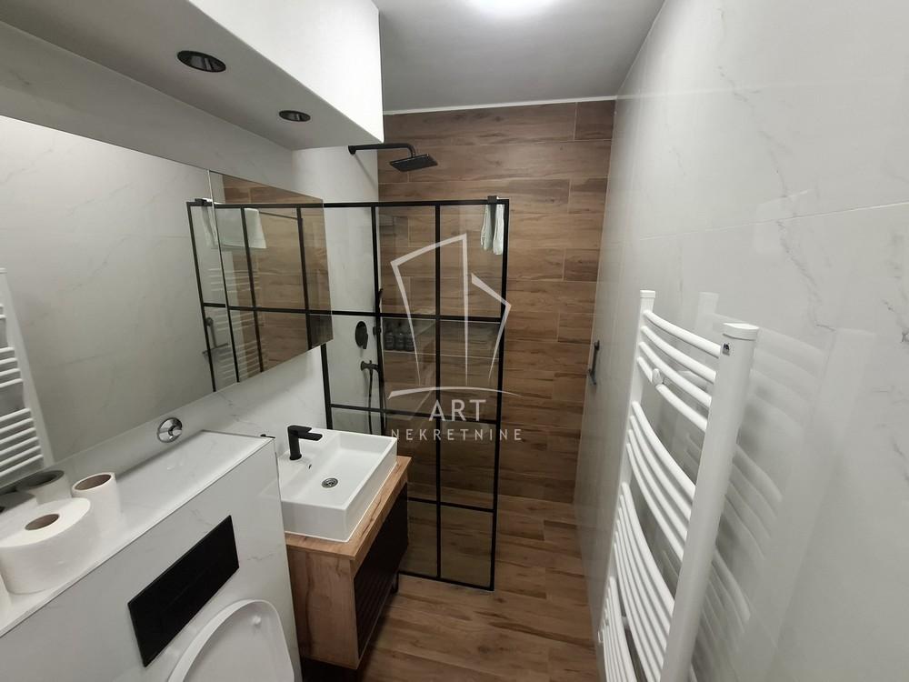 Slika 10 - Zemunska, Dvosoban stan za izdavanje, 55m2, 700€