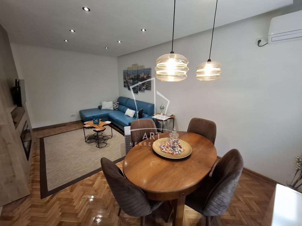 Slika 2 - Zemunska, Dvosoban stan za izdavanje, 55m2, 700€