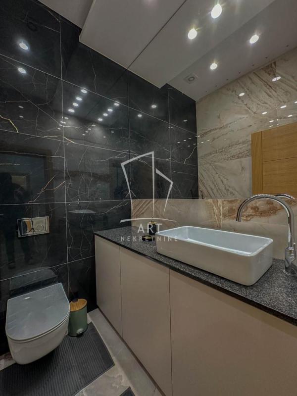 Slika 10 - Milovana Glišića, Petosoban stan za izdavanje, 120m2, 2.000€