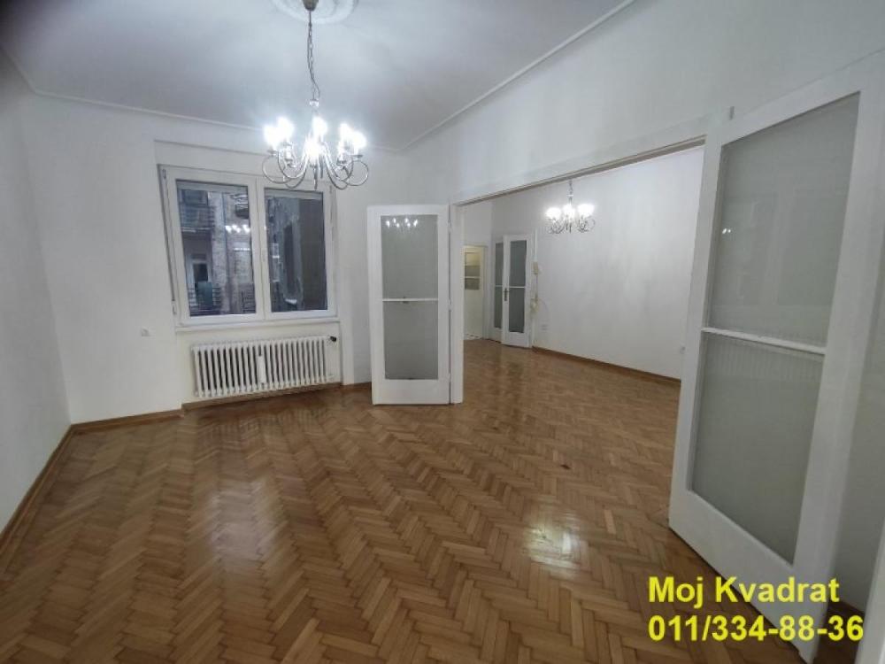 Slika 6 - Troiposoban stan za izdavanje, 136m2, 2.000€