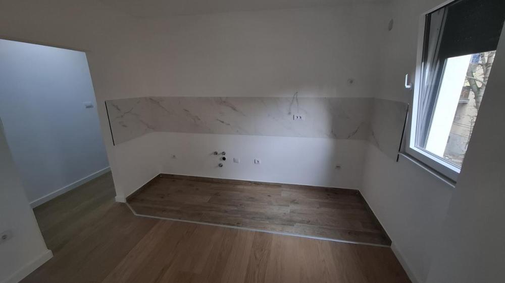 Slika 2 - Trosoban stan na prodaju, 60m2, 160.000€