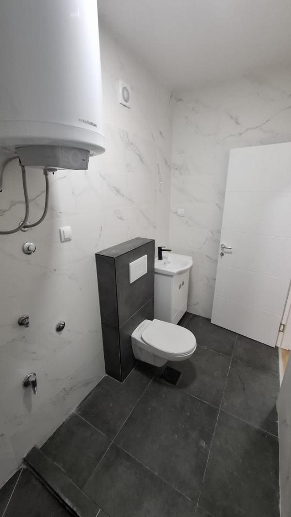 Slika 11 - Trosoban stan na prodaju, 60m2, 160.000€